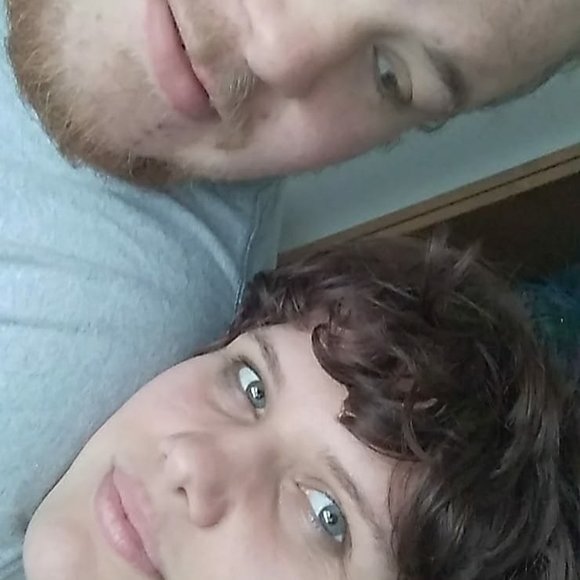 Meet your Posher, Dusti - Picture 1 of 1